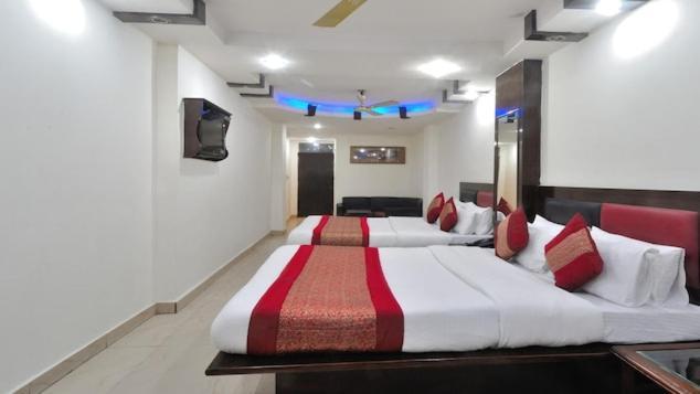 Hotel Shiva International Near By Igi Airport Ню Делхи Екстериор снимка
